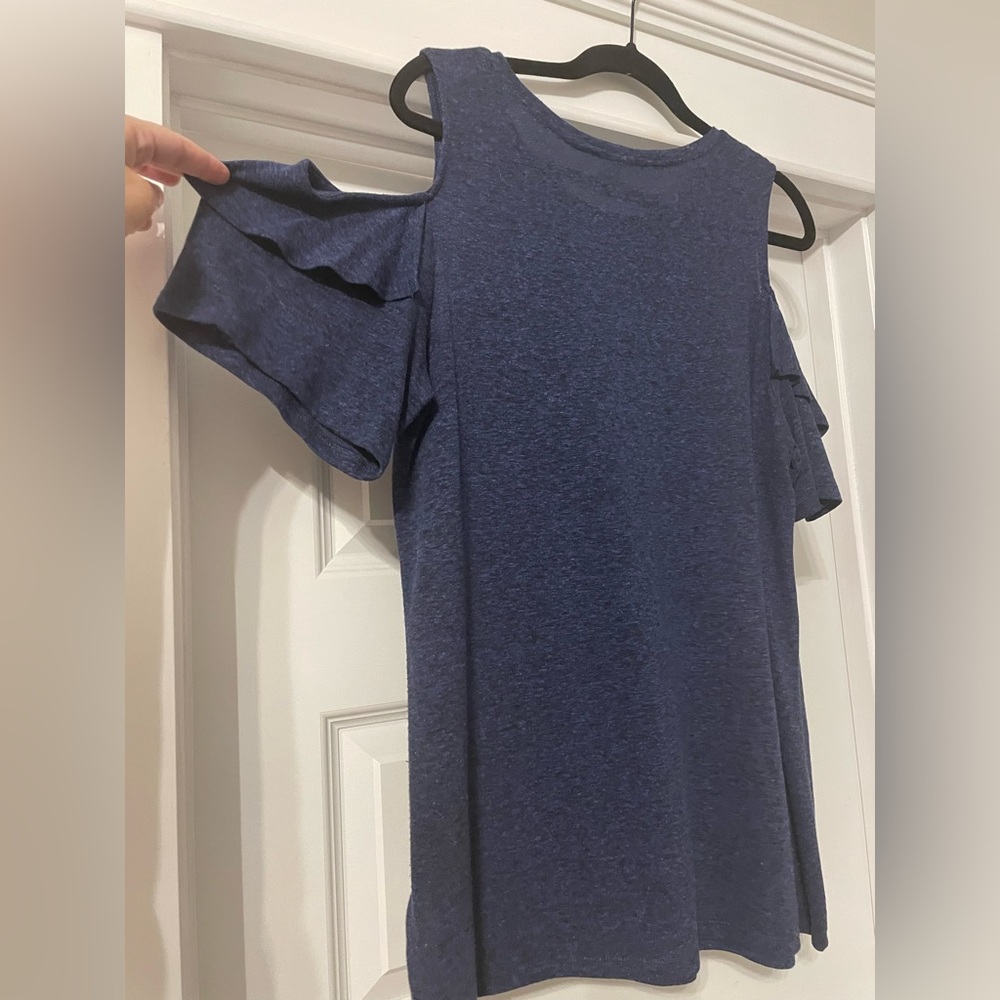 Old navy peek a book sleeve blouse size large